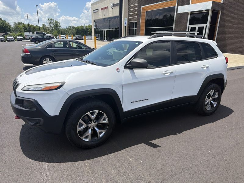 Used 2016 Jeep Cherokee TrailhawkImage 16