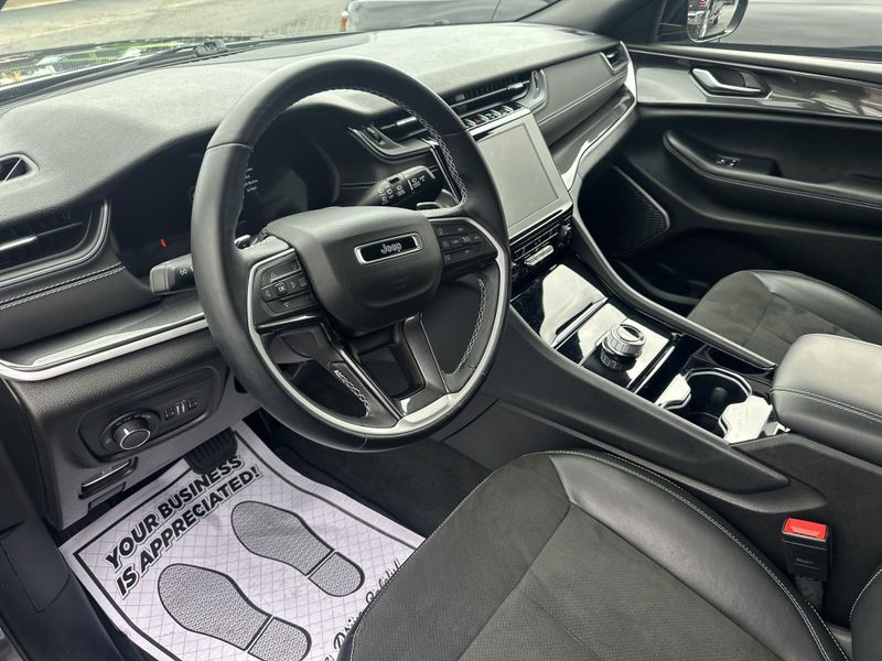 2022 Jeep Grand Cherokee AltitudeImage 21