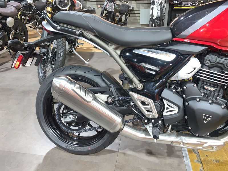 New 2025 Triumph SPEED 400 Image 11