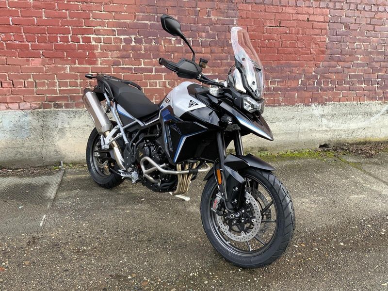 2026 Triumph TIGER 900 ALPINE EDITION