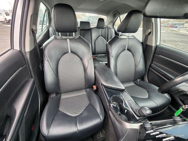 Used 2020 Toyota Camry SE