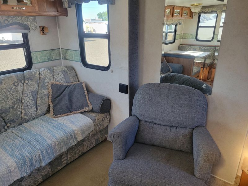 Used 2004 NORTHWOOD MFG Arctic Fox 27-5LImage 20