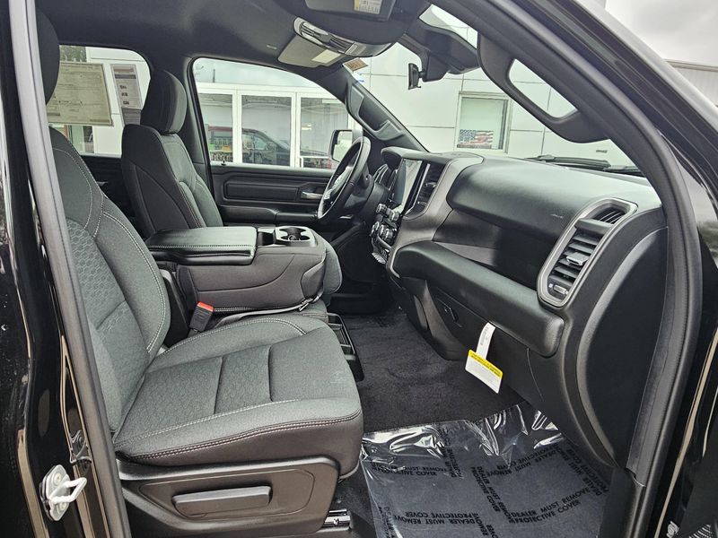 2025 RAM 1500 TradesmanImage 16