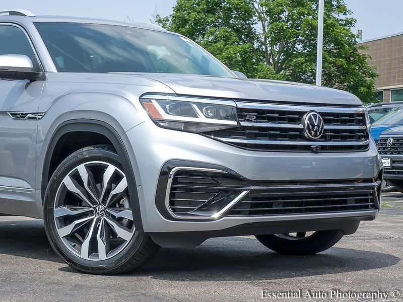 2022 Volkswagen Atlas V6 SEL Premium R-Line photo 2