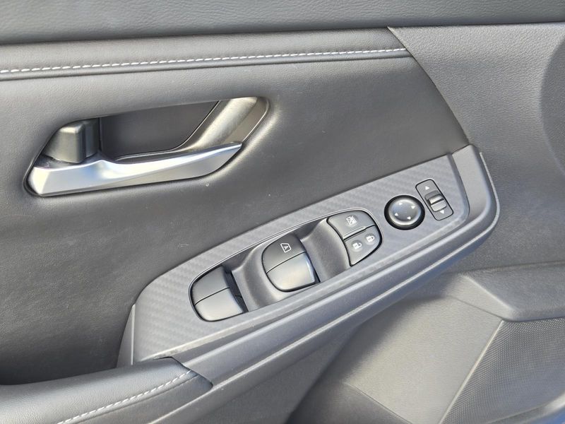 Used 2024 Nissan Sentra SV CVT