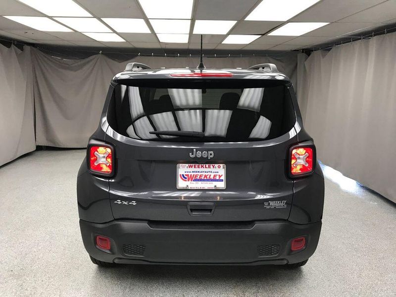 Used 2023 Jeep Renegade LatitudeImage 3