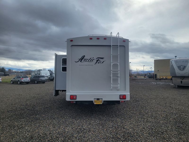 Used 2016 NORTHWOOD MFG ARCTIC FOX 28F Image 4