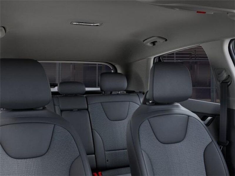 2025 Kia Niro EXImage 27