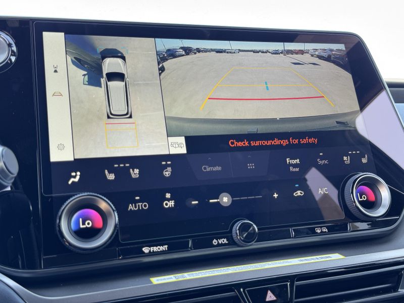 New 2026 Lexus TX 500h F SPORT Performance PremiumImage 27