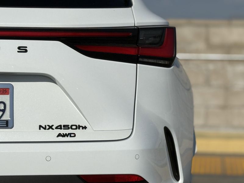Used 2025 Lexus NX 450h+ F SPORT HandlingImage 12
