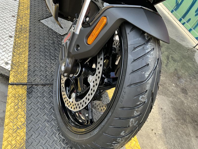 New 2026 BMW R 1300 RS Image 9