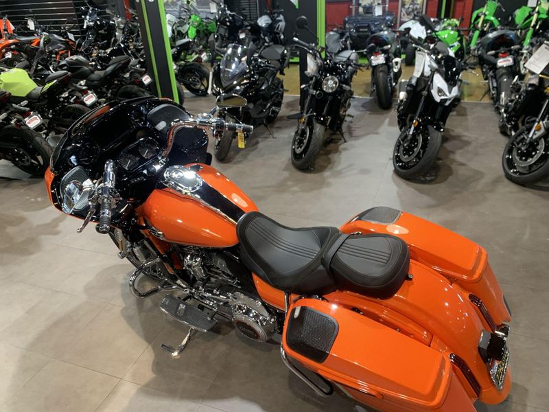 Used 2022 Harley-Davidson Road Glide CVO Road Glide Image 24