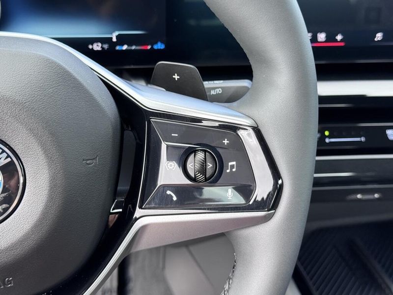 2024 BMW 5 Series 530iImage 25