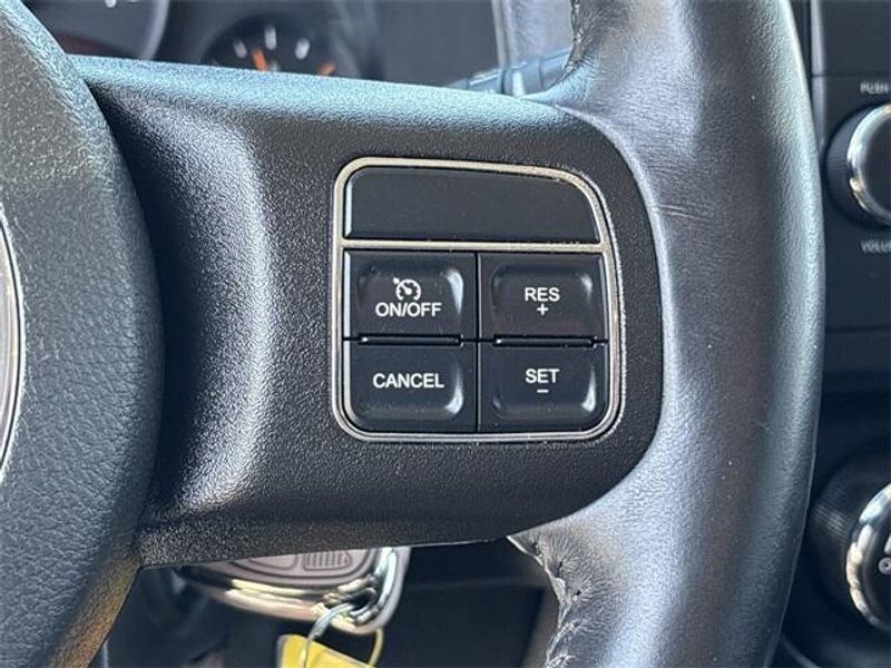 Used 2016 Jeep Patriot LatitudeImage 23