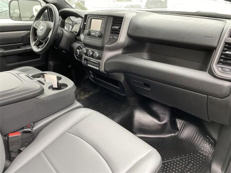 2022 RAM 2500 Tradesman Regular Cab 4x4 8