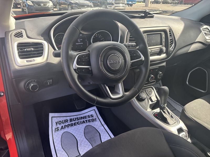 Used 2017 Jeep New Compass SportImage 14