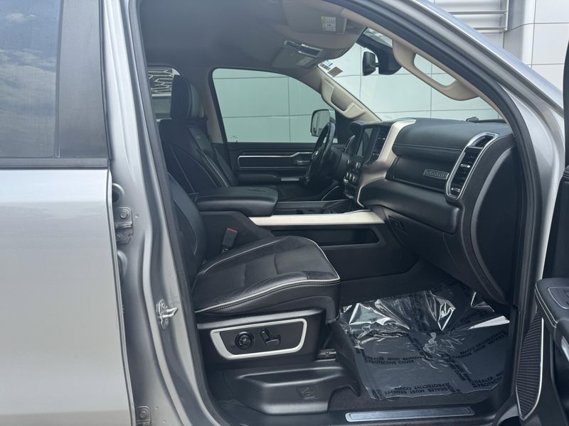 Used 2019 RAM 1500 LaramieImage 13