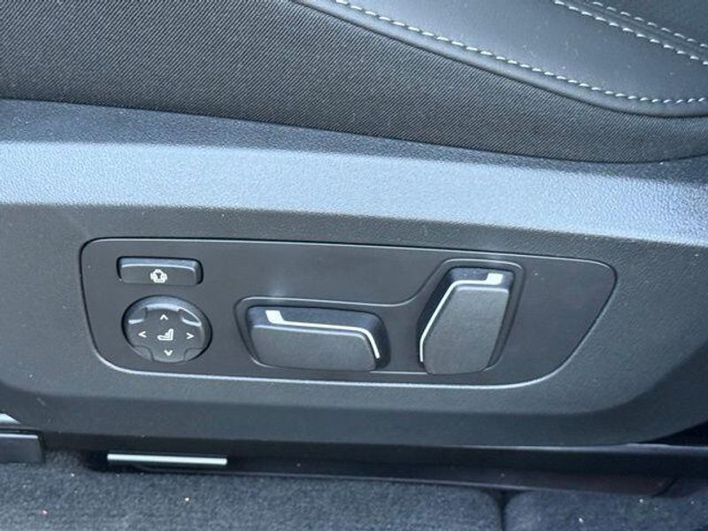 New 2026 BMW X3 30 xDriveImage 18