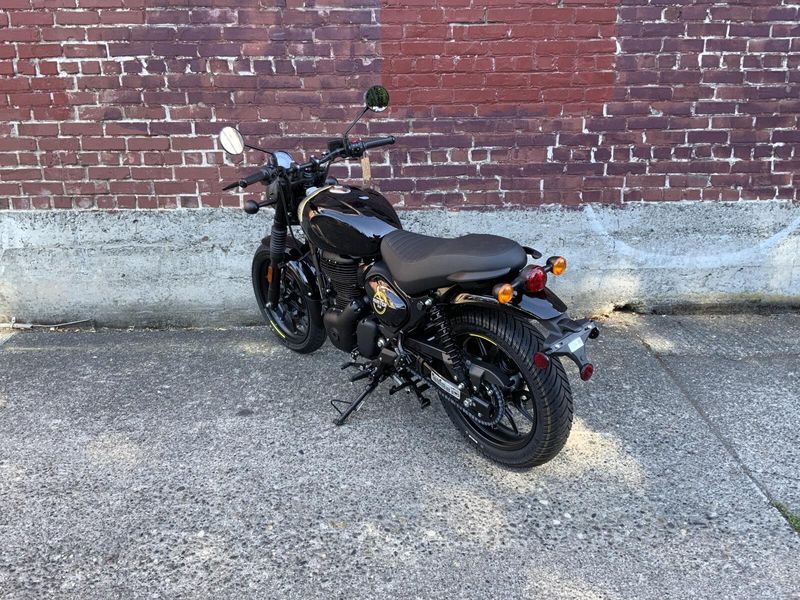 New 2024 Royal Enfield HUNTER 350 