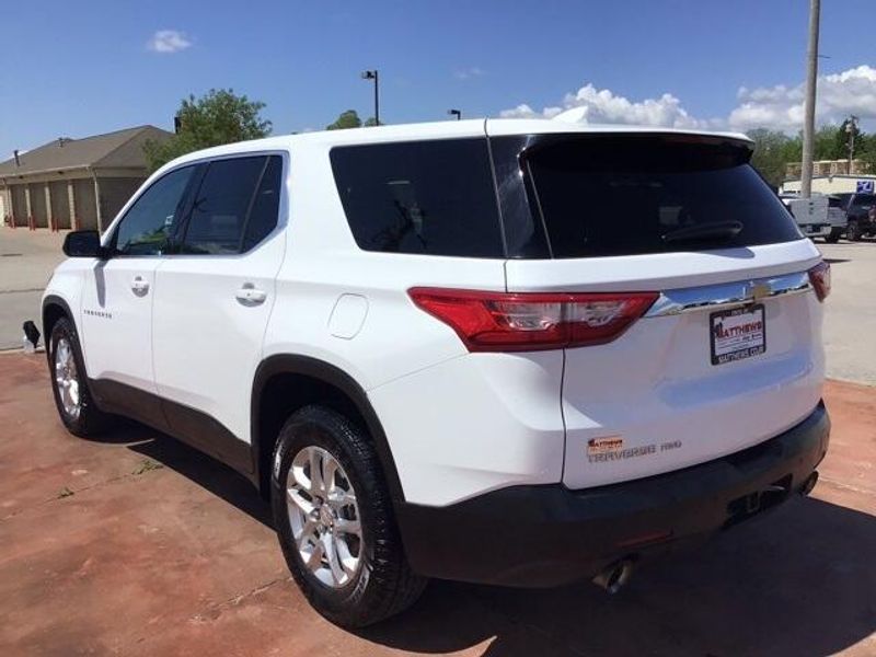 2020 Chevrolet Traverse LSImage 3