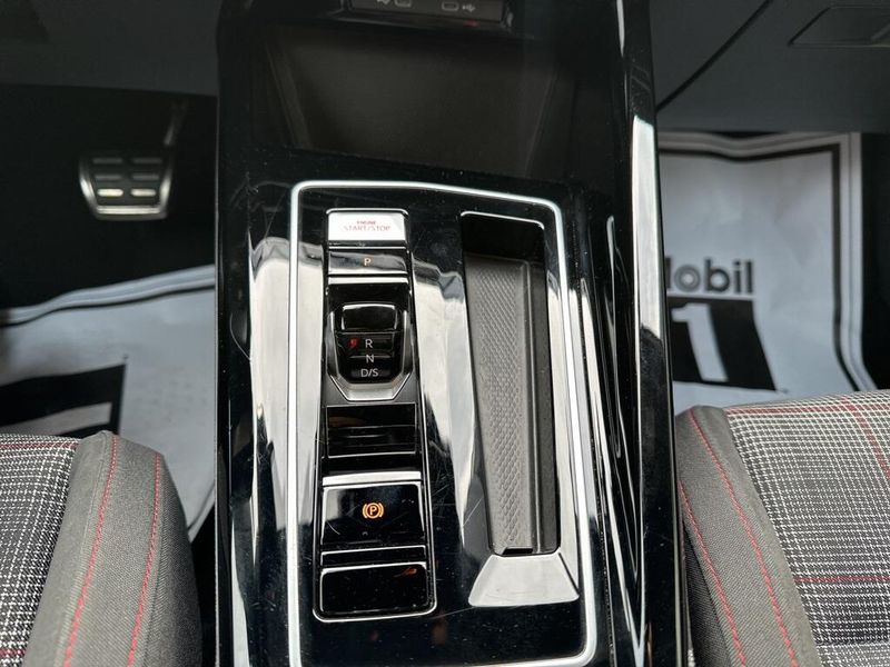 2024 Volkswagen Golf GTI 2.0T SImage 28