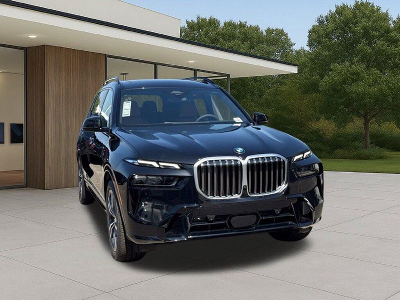 New 2027 BMW X7 xDrive40iImage 5