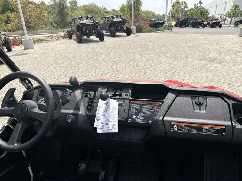 New 2025 Honda PIONEER 1000-5 Image 21