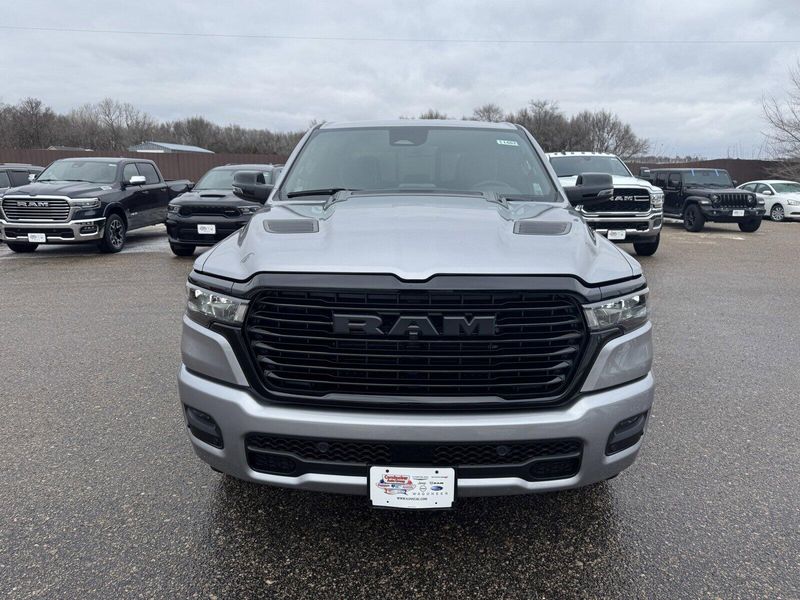 2025 RAM 1500 LaramieImage 3