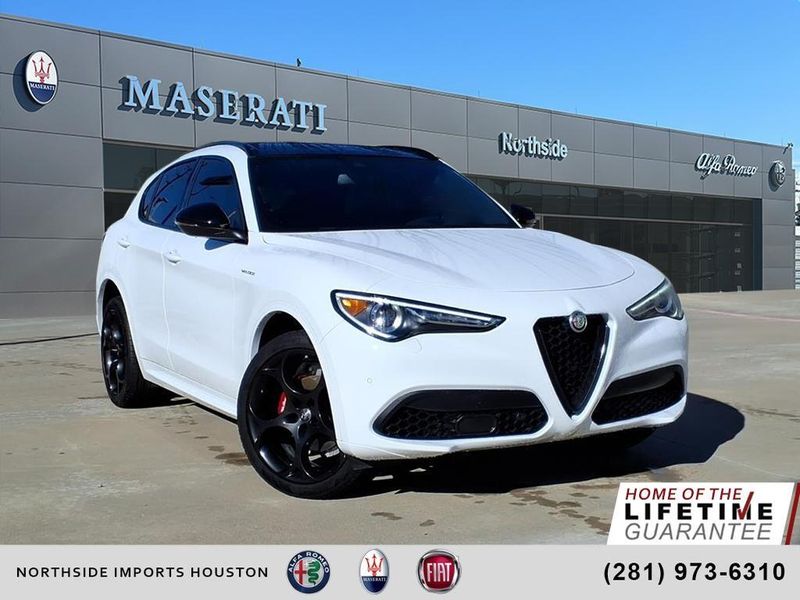 Used 2023 Alfa Romeo Stelvio VeloceImage 1