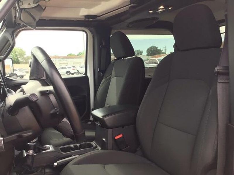 2020 Jeep Wrangler WillysImage 15