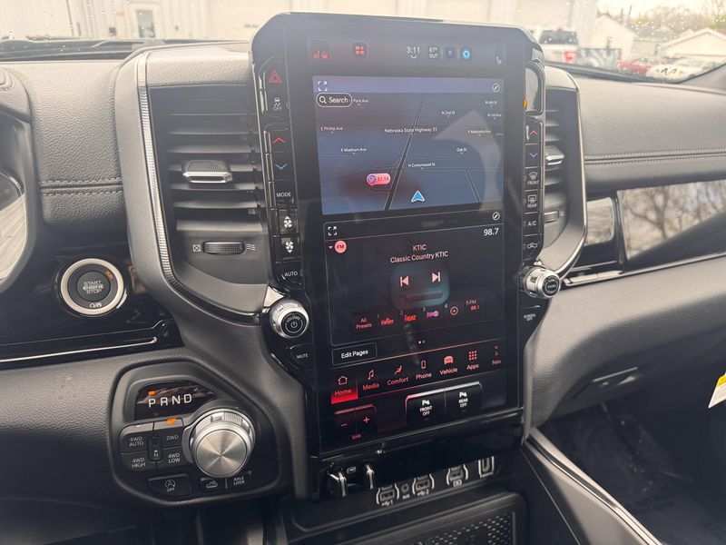 2025 RAM 1500 RebelImage 21