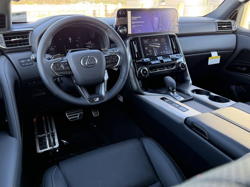 New 2026 Lexus LX 700h F SPORT HandlingImage 25