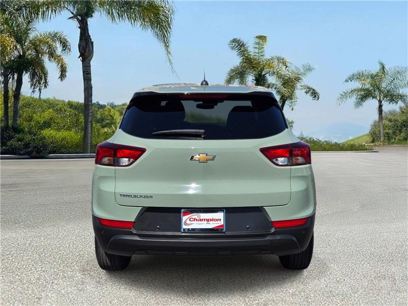Used 2025 Chevrolet Trailblazer FWD 4dr LS