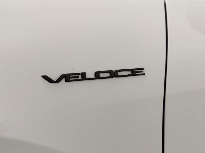 Used 2024 Alfa Romeo Tonale Veloce Premium eAWD w/SunroofImage 4