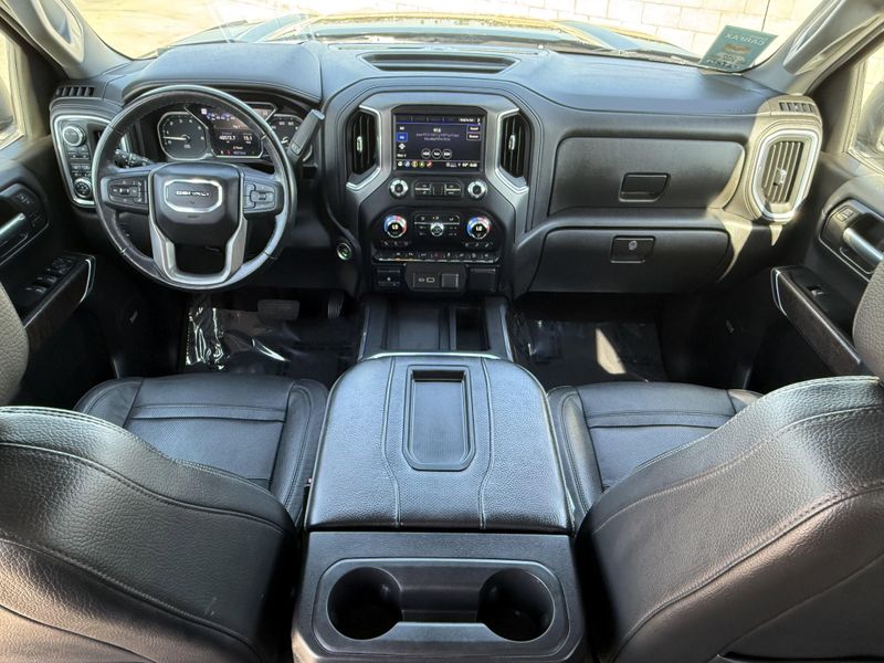 Used 2022 GMC Sierra 1500 Limited DenaliImage 28