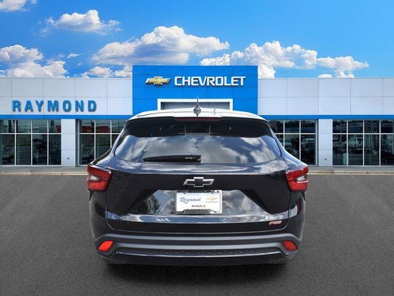 New 2026 Chevrolet Trax 1RSImage 5