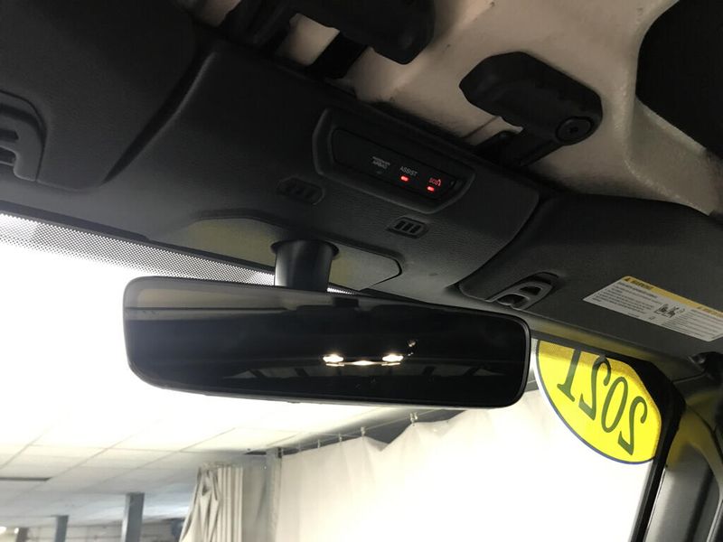 Used 2021 Jeep Wrangler Unlimited Sport AltitudeImage 15