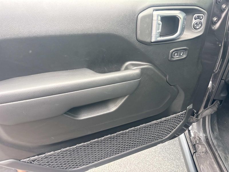 New 2026 Jeep Wrangler 4-door Rubicon