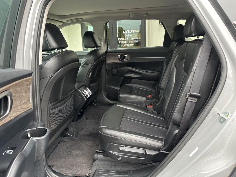 2022 Kia Sorento X-Line EXImage 22