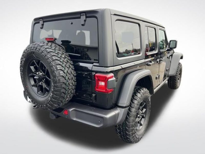 2025 Jeep Wrangler 4-door WillysImage 7