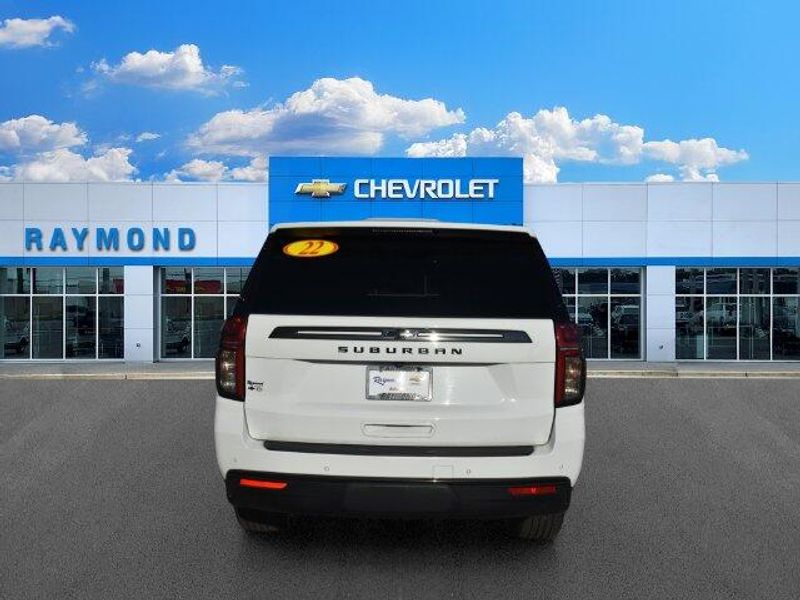Used 2022 Chevrolet Suburban Z71Image 4