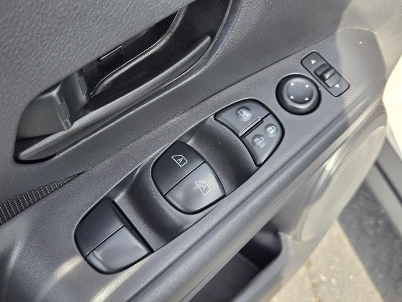 Used 2021 Nissan Kicks S FWD