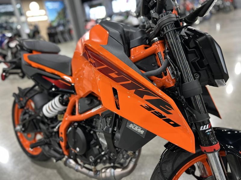 New 2025 KTM 390 DUKE Image 18