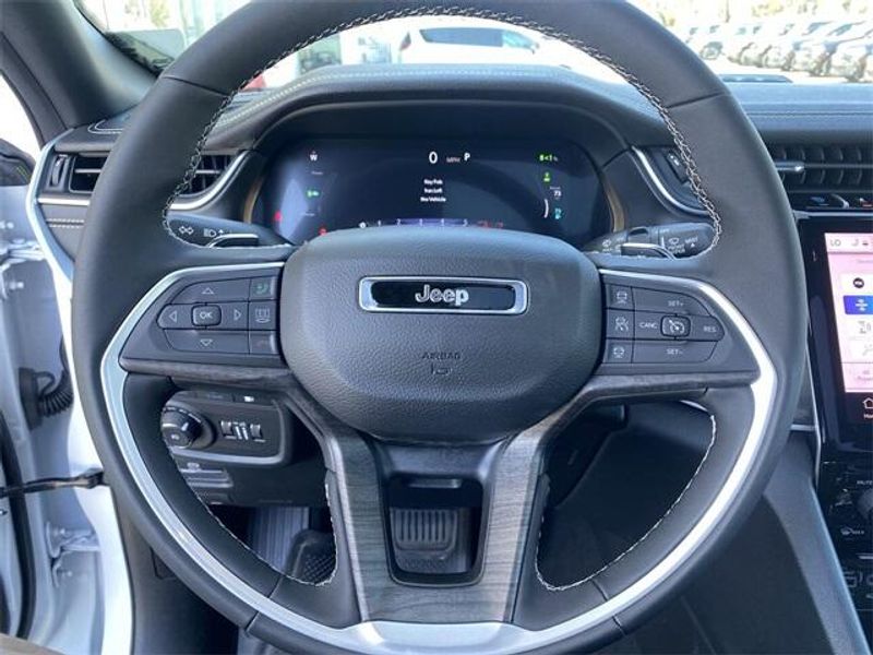 New 2024 Jeep Grand Cherokee 4xeImage 18