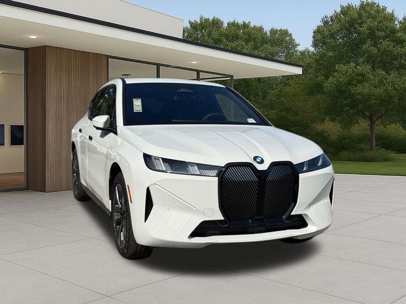 New 2026 BMW iX xDrive45Image 5