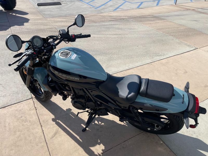 New 2025 Kawasaki ELIMINATOR SE ABS Image 7