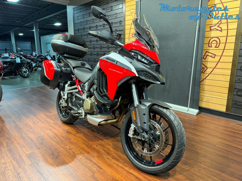 2021 Ducati Multistrada V4S Image 2