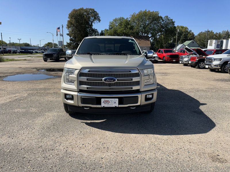 2017 Ford F-150 PlatinumImage 3