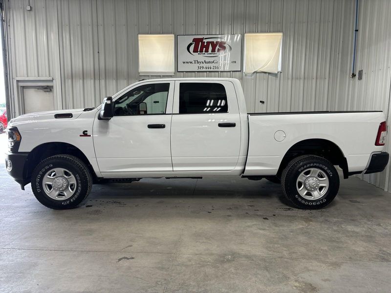 2024 RAM 2500 Tradesman Crew Cab 4x4 6