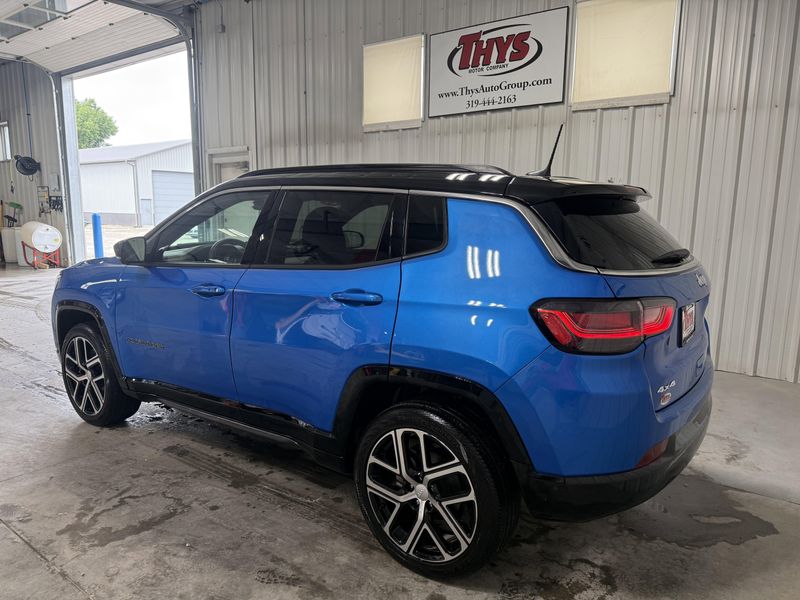 Used 2024 Jeep Compass LimitedImage 14